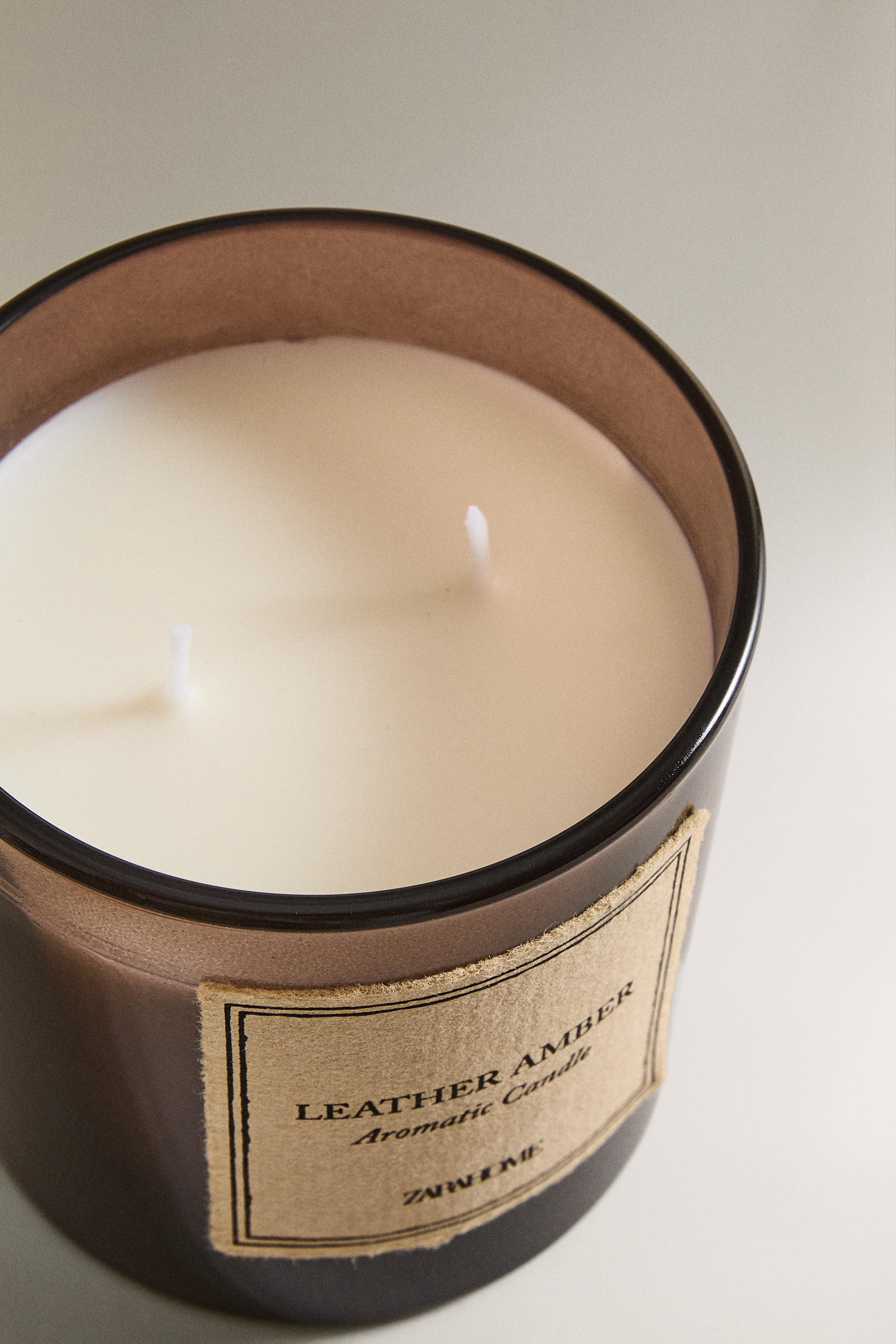 GR) LEATHER AMBER SCENTED CANDLE